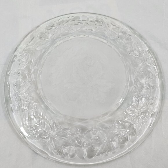 Fantasia Princess House Crystal & Frosted Bottom Dessert Appetizer Plates - 4 - Picture 6 of 15